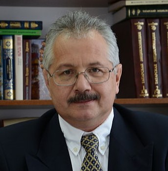 لینار لطیپوف