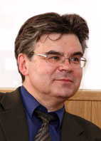 اسکندر گیلیازُف